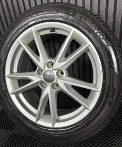 1X 18'' Genuine Audi Q2 S Line 5 Double Spoke Alloy Wheel Tyre 81A601025F