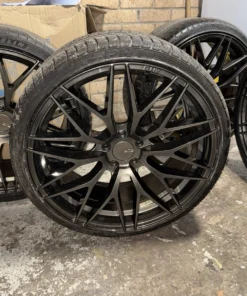 Car Rims with Tyres Size 20inch
